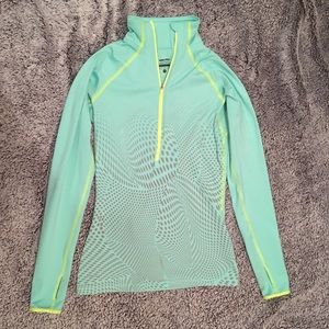 Nike Pro Half Zip